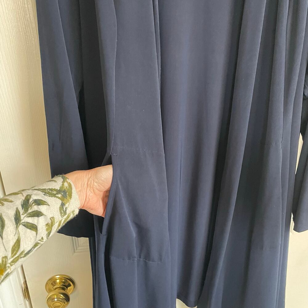 Susan Graver Liquid Knit Longline Cardigan Sz 2XP Pockets Open Front Navy Chic - Picture 6 of 10